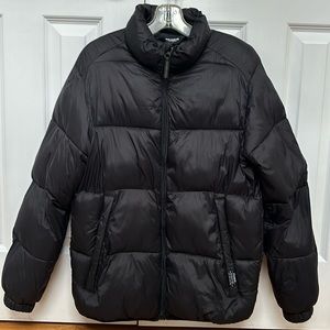 Pull&Bear Men’s Black Puffer Jacket